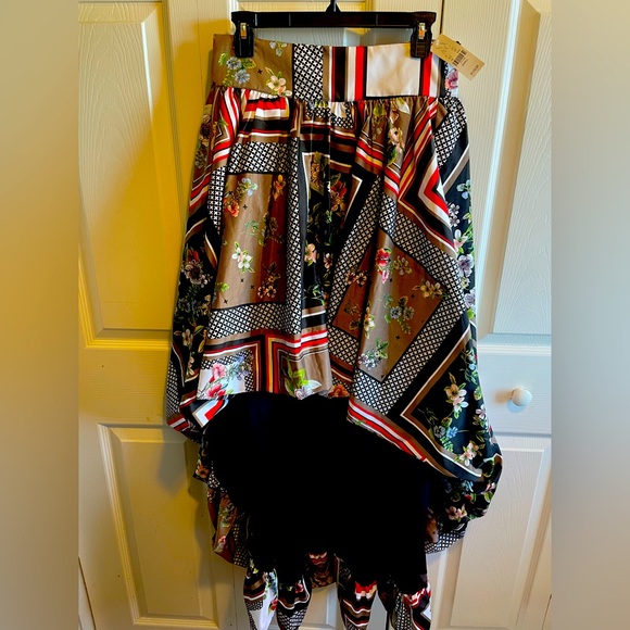 New York & Company Dresses & Skirts - New York & Co Skirt size Small S Bubble Hi-Low Floral Paisley NEW NWT